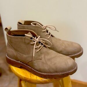 Steve Madden Low Cut Boot Size 11